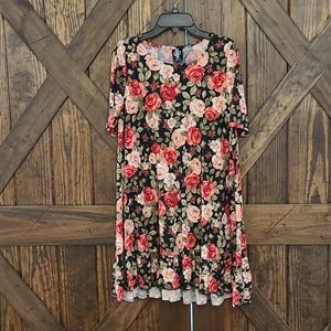 Medium Agnes & Dora Ruffle Tunic Black Floral